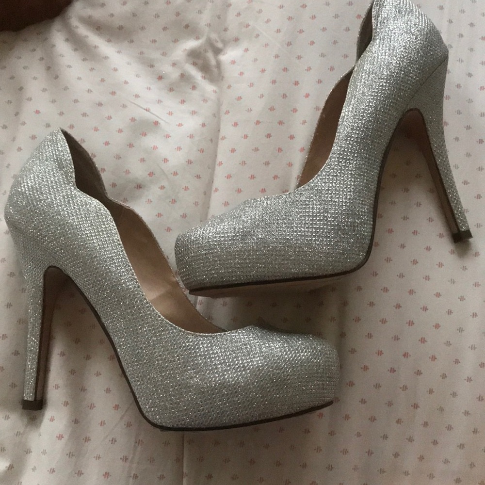 Worn ONCE sparkly 4 inch heels from call it spring